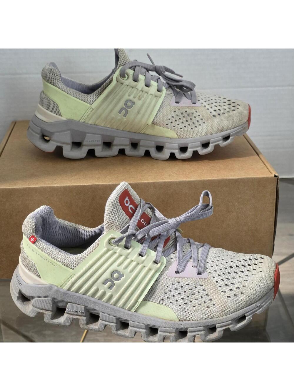 On Cloudswift sneakers in the Ice Oasis green Women's Size 6